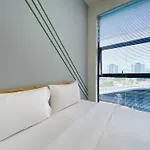 One Bedroom Loft At The Colony Infinitum By The Relaxstay