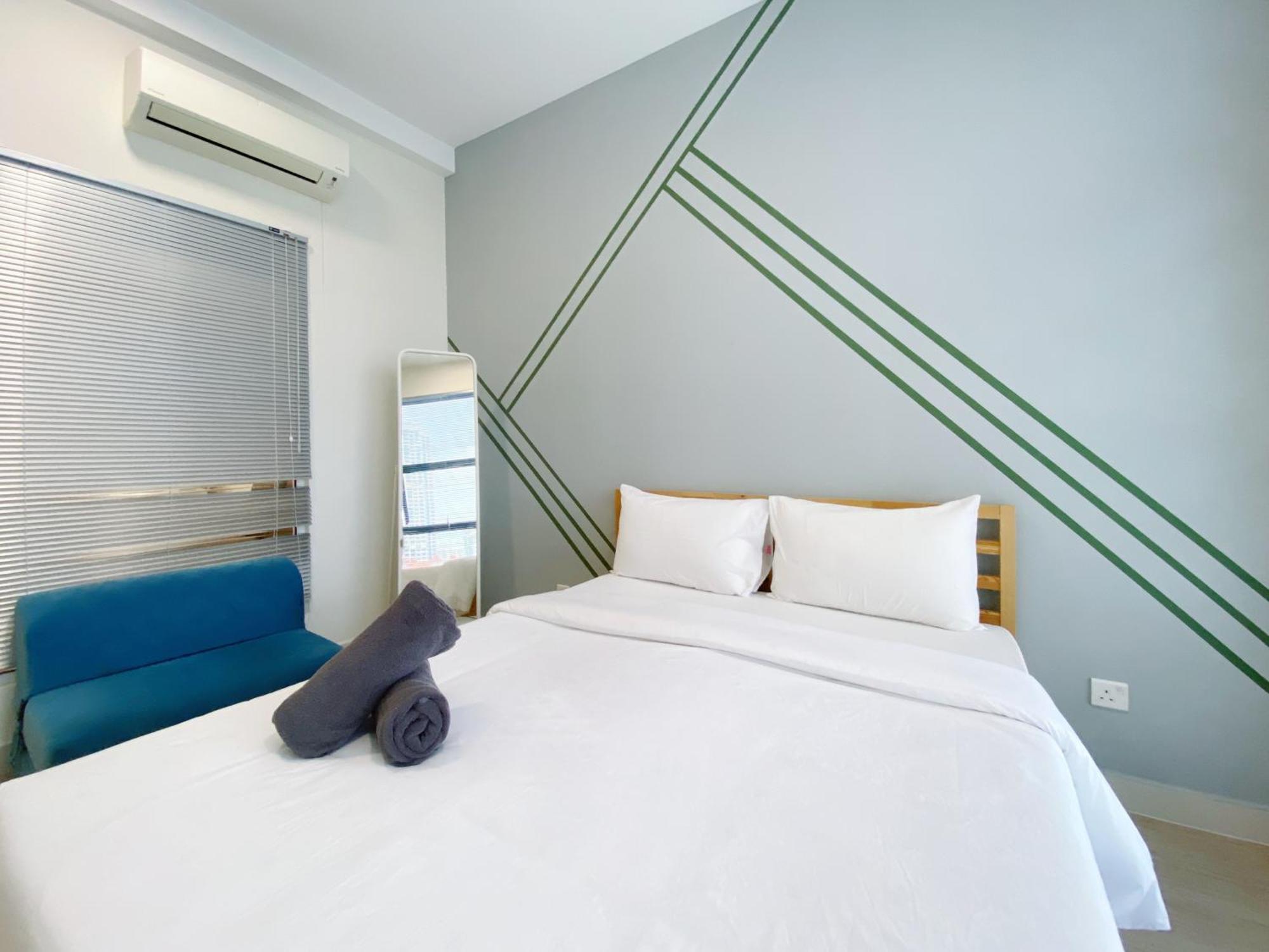 One Bedroom Loft At The Colony Infinitum By The Relaxstay *